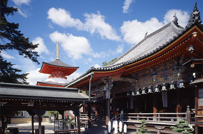 Nakayamadera Temple